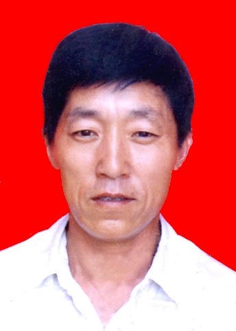 点击放大图片 偏居小镇大半生,泼墨挥毫童子功。- 胡宗强先生书法作品