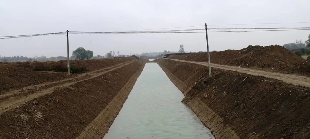 点击放大图片 推进水系贯通 建设水美乡村